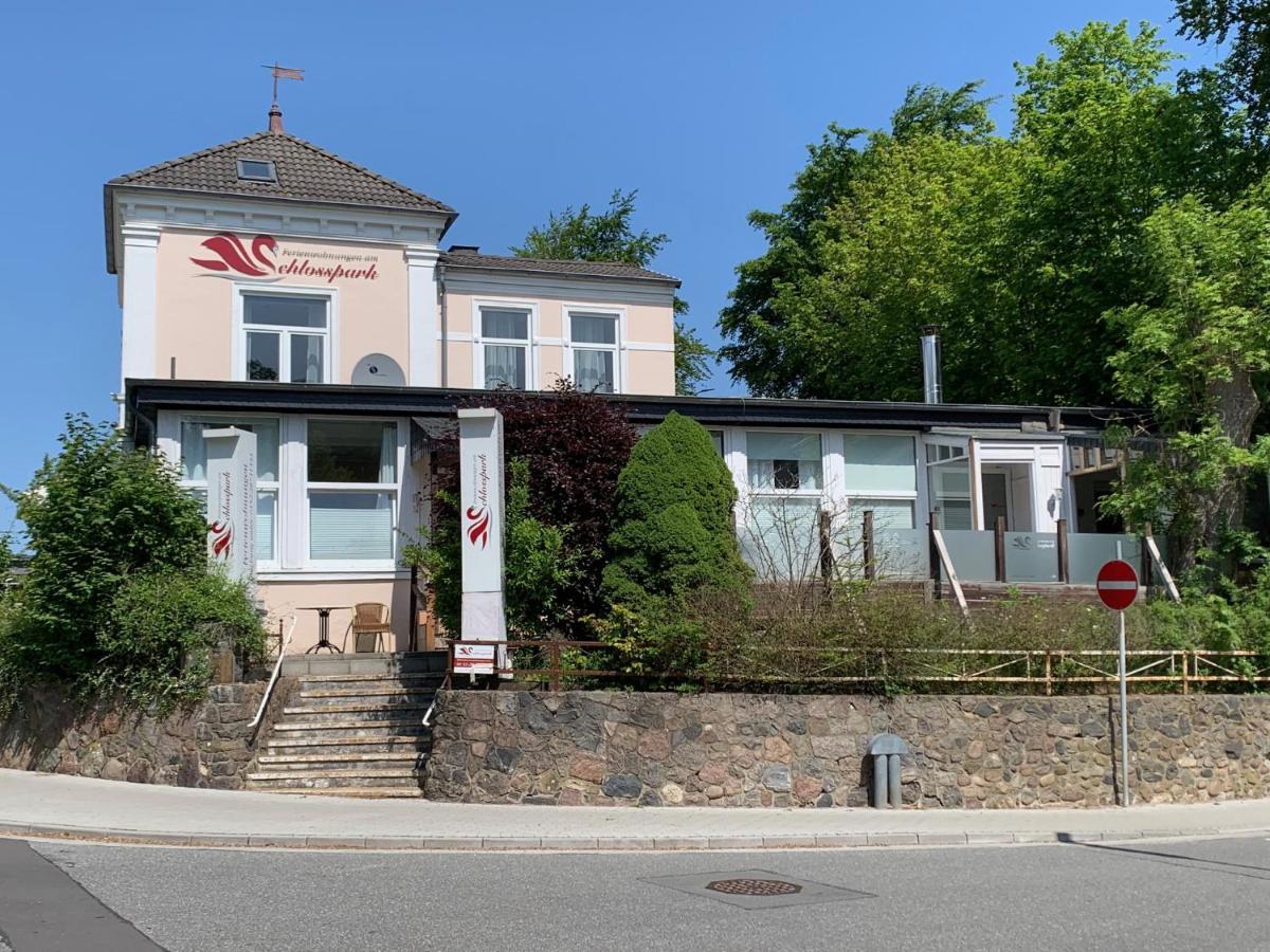 شقة Am Schlosspark - App Ostsee-Perle Glücksburg المظهر الخارجي الصورة